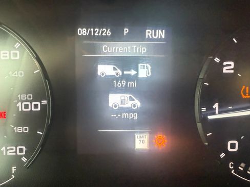 Used 2024 RAM ProMaster 2500 FWD image 10