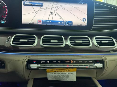 Used 2026 Mercedes-Benz GLS 450 4MATIC image 38