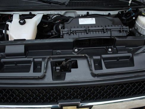 Used 2019 Chevrolet Express 3500 LT w/ LT Preferred Equipment Group image 30