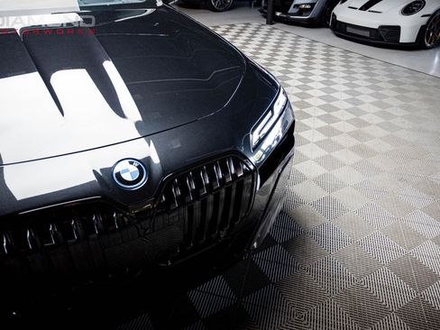 Used 2023 BMW i7 xDrive60 image 67