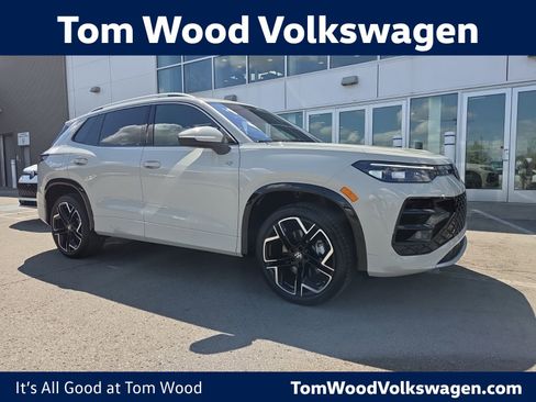 New 2026 Volkswagen Tiguan SEL R-Line AWD/4WD image 1
