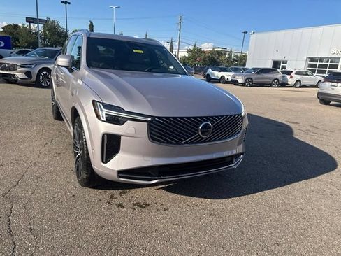 Used 2026 Volvo XC90 B6 Plus w/ Protection Package Premier AWD/4WD image 2