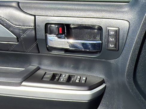 Certified 2017 Toyota Tundra Platinum image 22