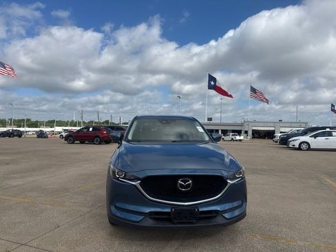 Used 2021 MAZDA CX-5 Touring FWD image 4