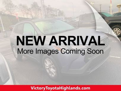 Used 2022 Toyota Corolla Cross LE