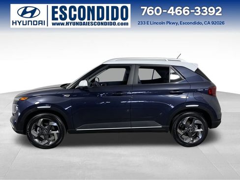 New 2026 Hyundai Venue SEL image 2