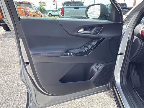 New 2026 Chevrolet Equinox RS w/ Convenience Package III FWD image 25