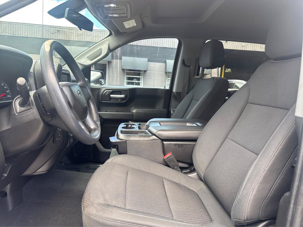 Used 2021 Chevrolet Silverado 1500 Custom Trail Boss w/ LPO, Dark Essentials Package AWD/4WD image 9