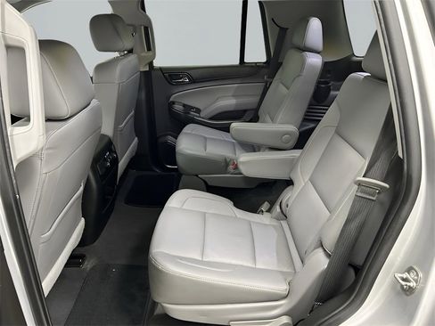 Used 2019 Chevrolet Tahoe LT image 9