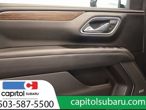 Used 2023 Chevrolet Tahoe High Country AWD/4WD image 11
