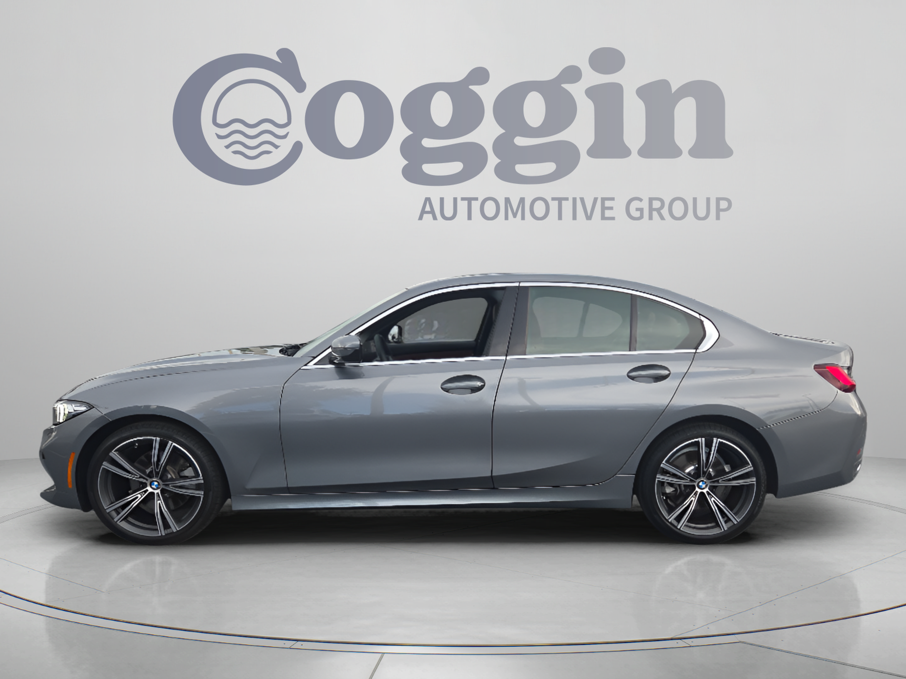 Certified 2024 BMW 330i Sedan w/ Premium Package RWD image 2