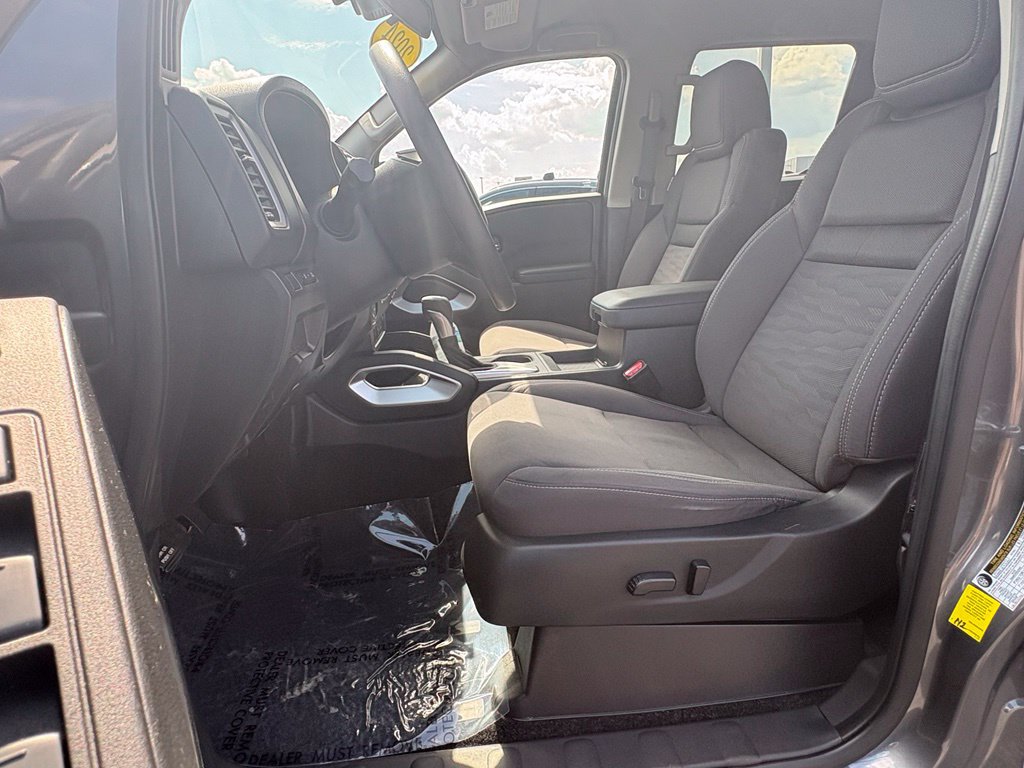 Used 2024 Nissan Frontier SV w/ Technology Package RWD image 23