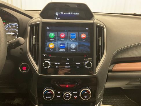 Used 2023 Subaru Forester Touring image 22