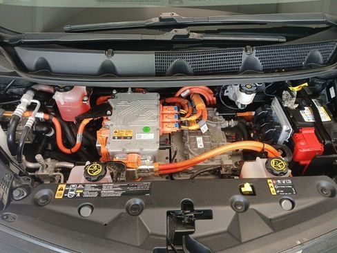 Used 2019 Chevrolet Bolt LT FWD image 23