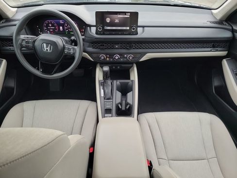 Used 2025 Honda Accord LX image 11