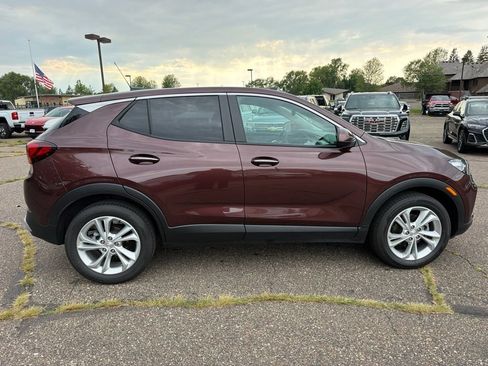 Used 2023 Buick Encore GX Preferred w/ Cold Weather Comfort Package FWD image 4