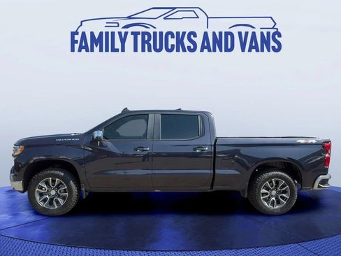 Used 2022 Chevrolet Silverado 1500 LT w/ Max Trailering Package AWD/4WD image 2