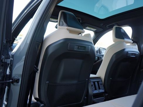 Used 2025 BMW X3 xDrive30i w/ Convenience Package image 31