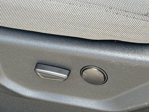 Used 2022 Ford F250 XLT w/ Black Appearance Package image 24