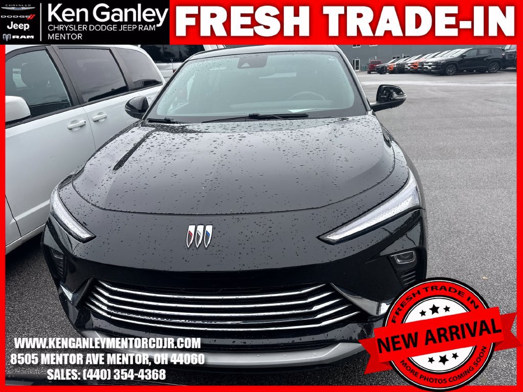 Used 2024 Buick Envista Preferred w/ Convenience I Package FWD image 2