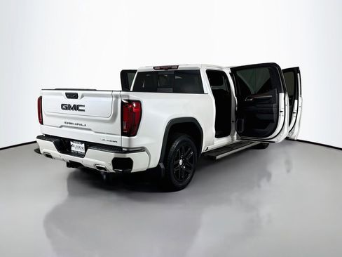 Used 2023 GMC Sierra 1500 Denali w/ Technology Package AWD/4WD image 24