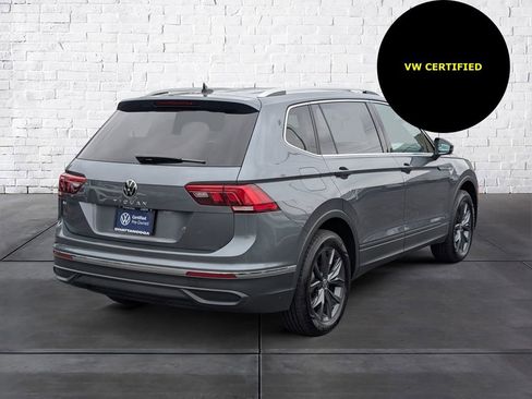 Certified 2023 Volkswagen Tiguan SE image 7