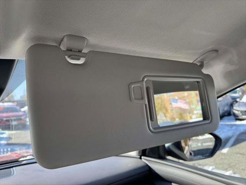 Certified 2025 Hyundai Tucson SE image 29