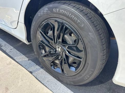 Used 2019 Honda Civic LX image 7