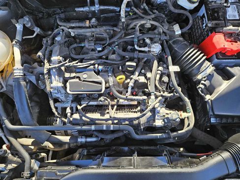 Used 2021 Ford Escape SE w/ SE Sport Appearance Package image 30