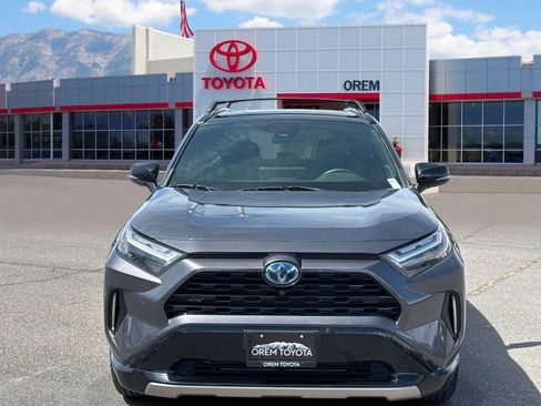Used 2023 Toyota RAV4 XSE AWD/4WD image 2