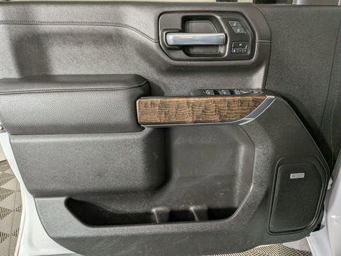 Used 2021 GMC Sierra 3500 Denali w/ Denali Ultimate Package image 15