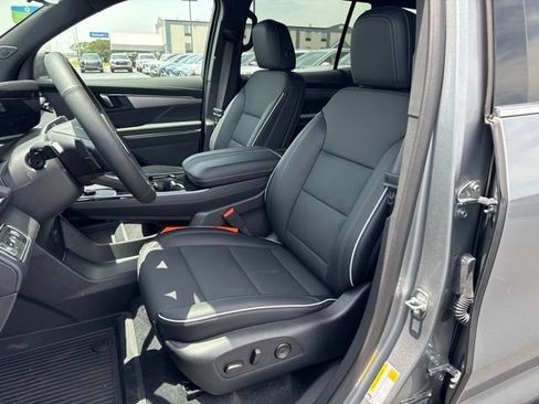 New 2026 Buick Enclave Preferred w/ Power Package FWD image 18
