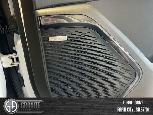 New 2025 GMC Acadia AT4 w/ Super Cruise Package AWD/4WD image 27