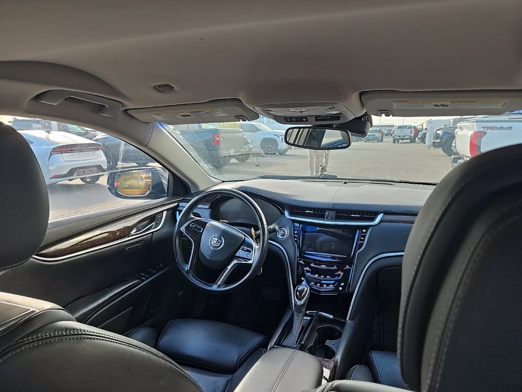 Used 2013 Cadillac XTS Premium FWD image 10