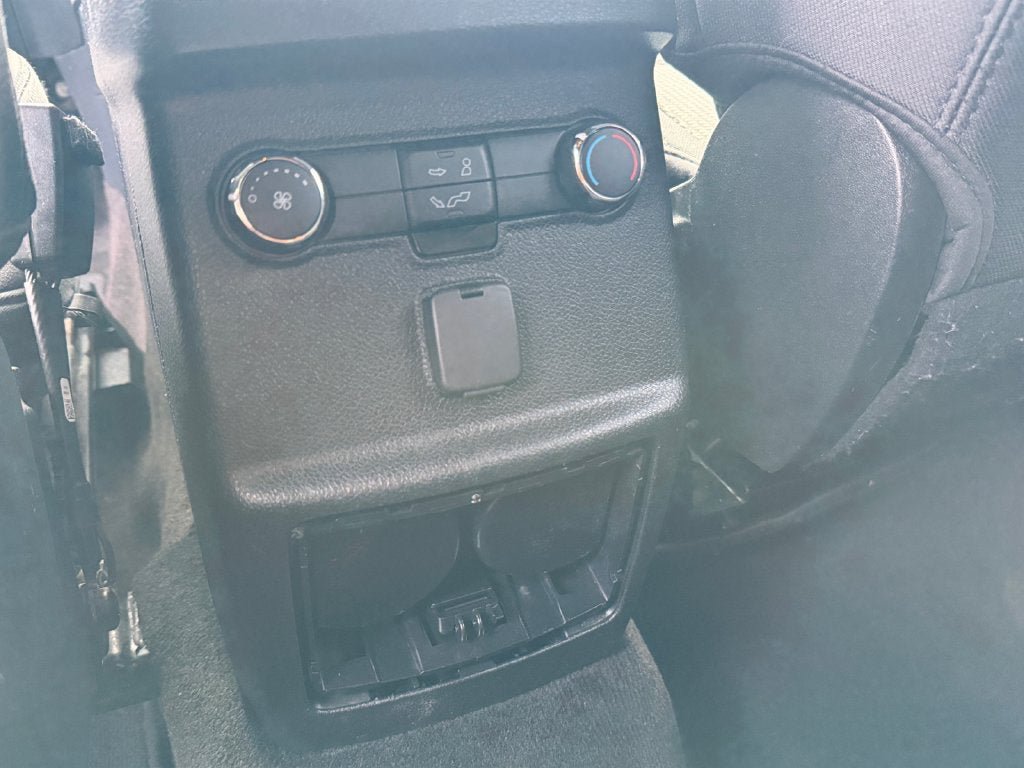 Used 2018 Ford Explorer XLT w/ Equipment Group 201A AWD/4WD image 33
