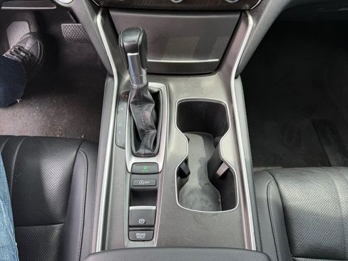 Used 2022 Honda Accord EX-L image 17