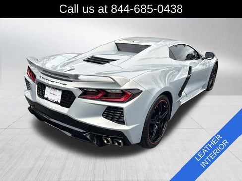 Used 2021 Chevrolet Corvette Stingray Premium Conv w/ Z51 Performance Package image 5
