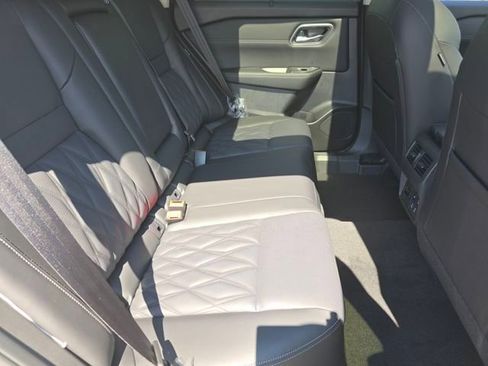 New 2026 Nissan Rogue Platinum w/ Platinum Premium Package image 23