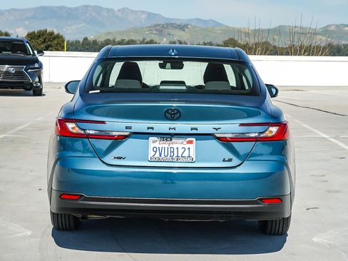 Certified 2025 Toyota Camry LE w/ Convenience Package image 7