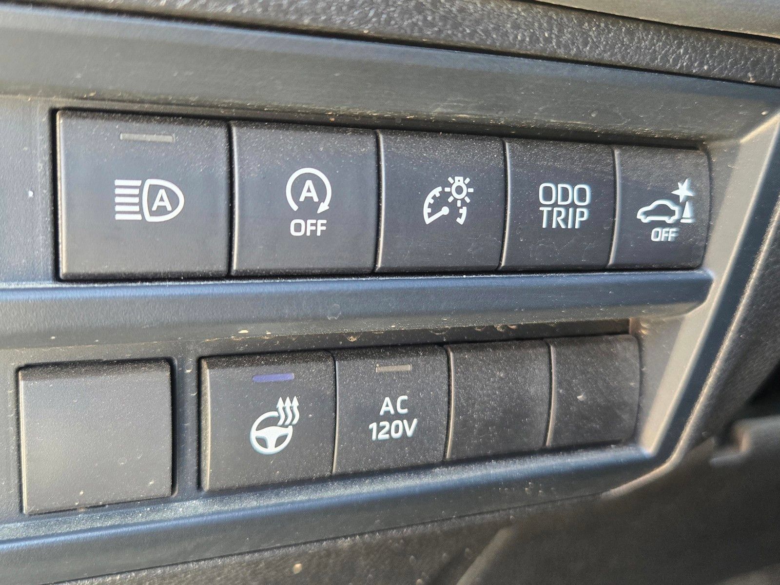 Used 2024 Toyota Tundra Platinum AWD/4WD image 21