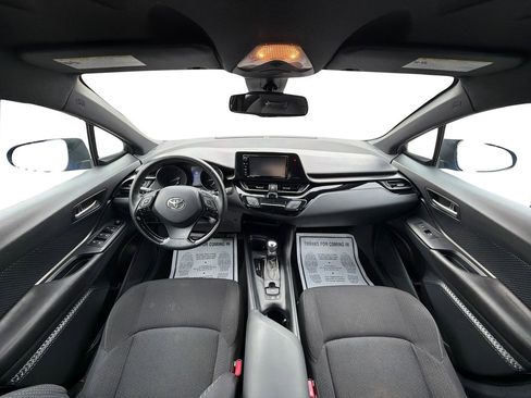 Used 2018 Toyota C-HR XLE image 21