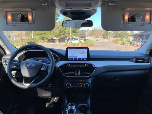 Certified 2022 Ford Escape SEL w/ Technology Package image 35