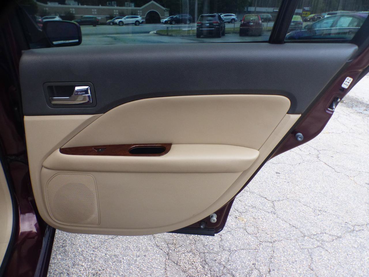 Used 2012 Ford Fusion SEL FWD image 15