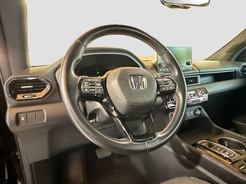 Used 2023 Honda Pilot EX-L image 12