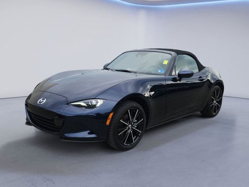 New 2026 MAZDA MX-5 Miata Grand Touring w/ Weather Package RWD image 16
