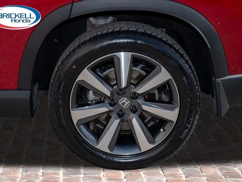 Certified 2025 Honda Pilot Touring image 43