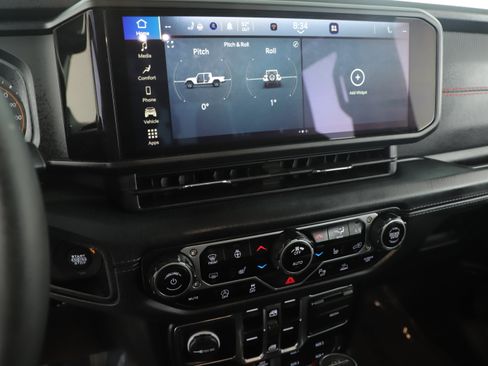 Certified 2024 Jeep Gladiator Rubicon w/ Safety Group image 12