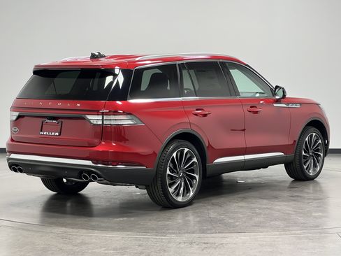 New 2025 Lincoln Aviator Reserve w/ Equipment Group 201A image 8
