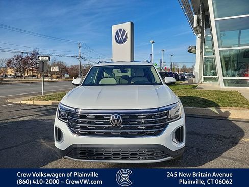 New 2026 Volkswagen Atlas SEL image 2