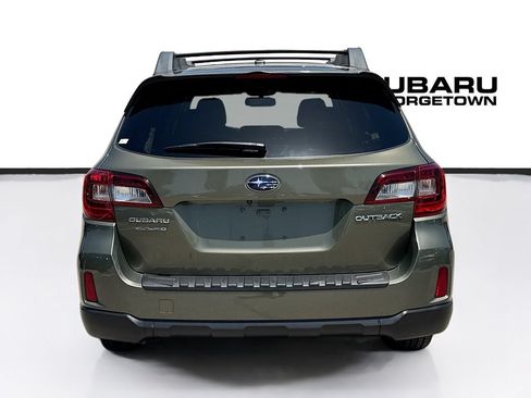 Used 2015 Subaru Outback 2.5i Limited AWD/4WD image 6